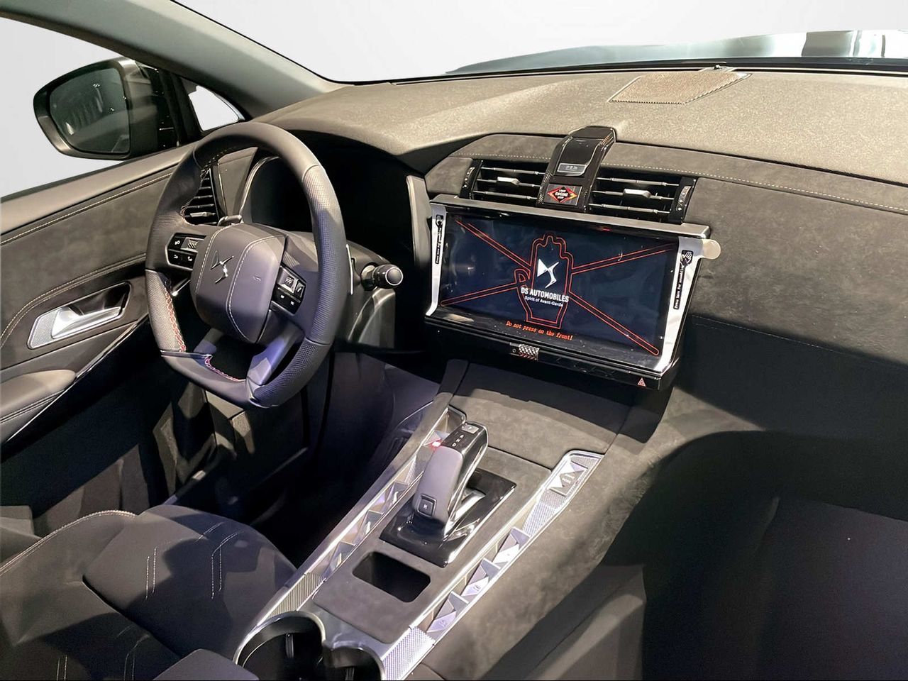 Foto DS Automobiles DS 7 21