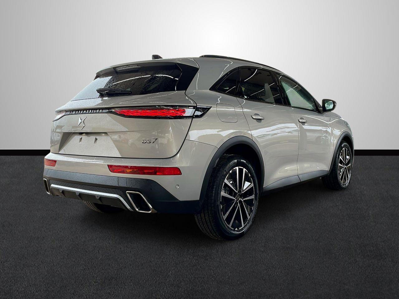 Foto DS Automobiles DS 7 5