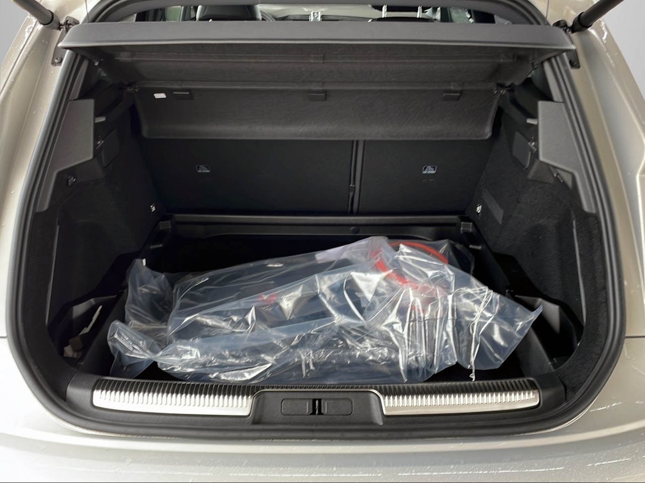 Foto DS Automobiles DS 7 9