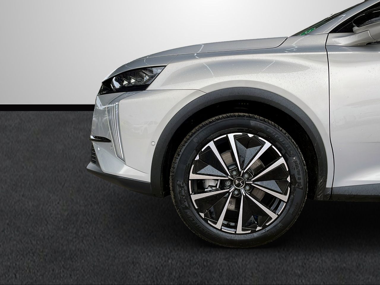 Foto DS Automobiles DS 7 10