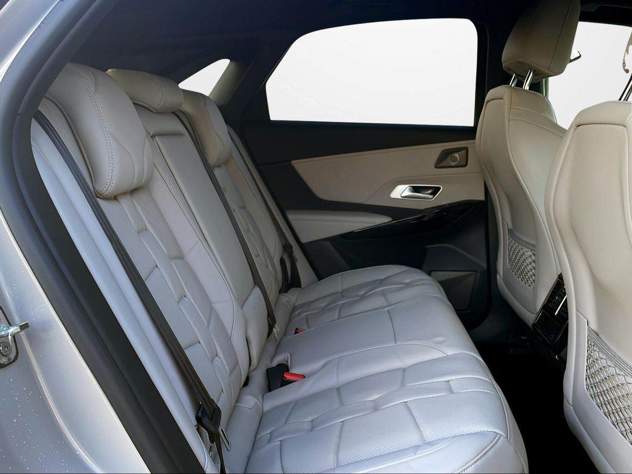 Foto DS Automobiles DS 7 15