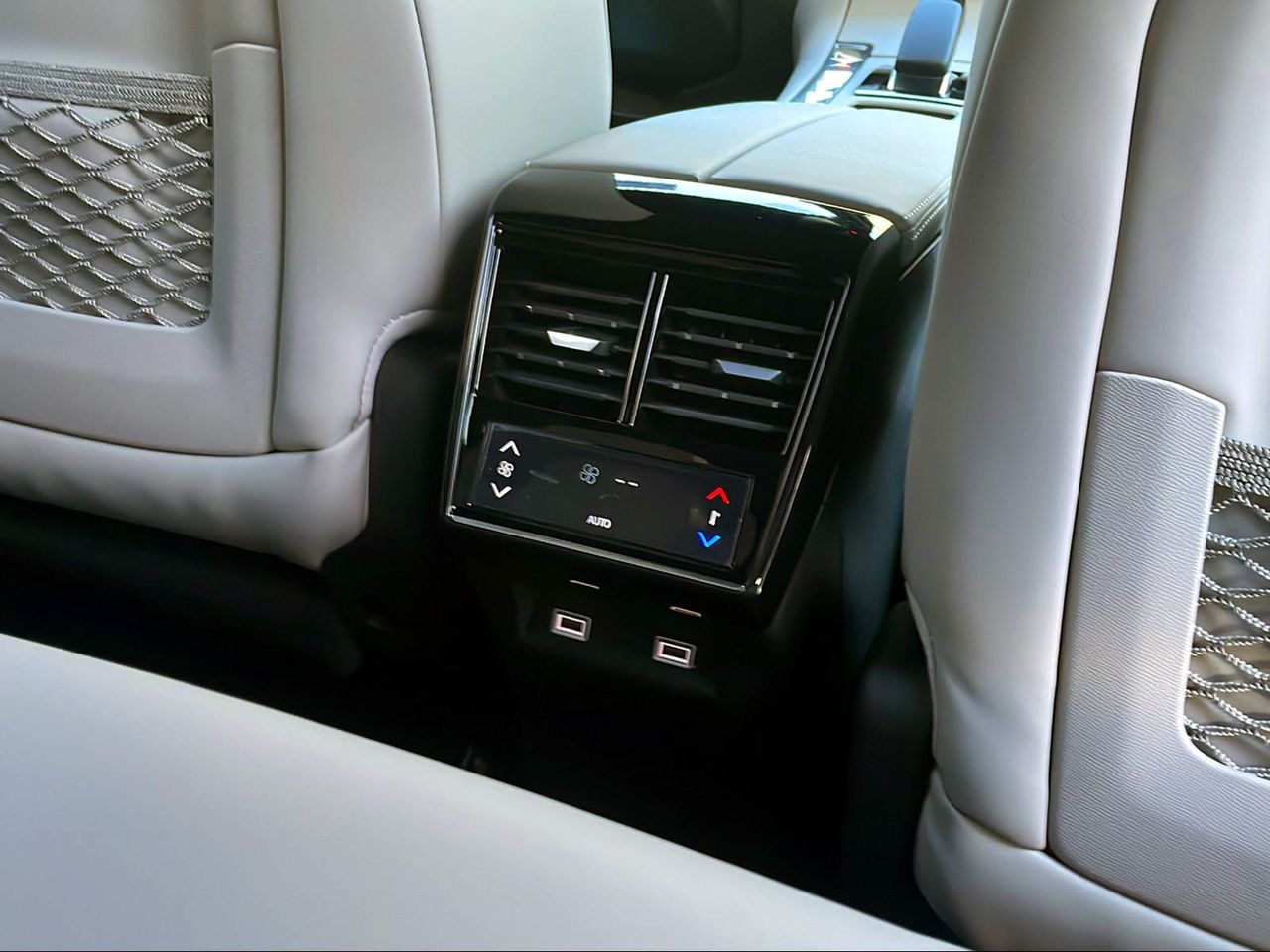 Foto DS Automobiles DS 7 16