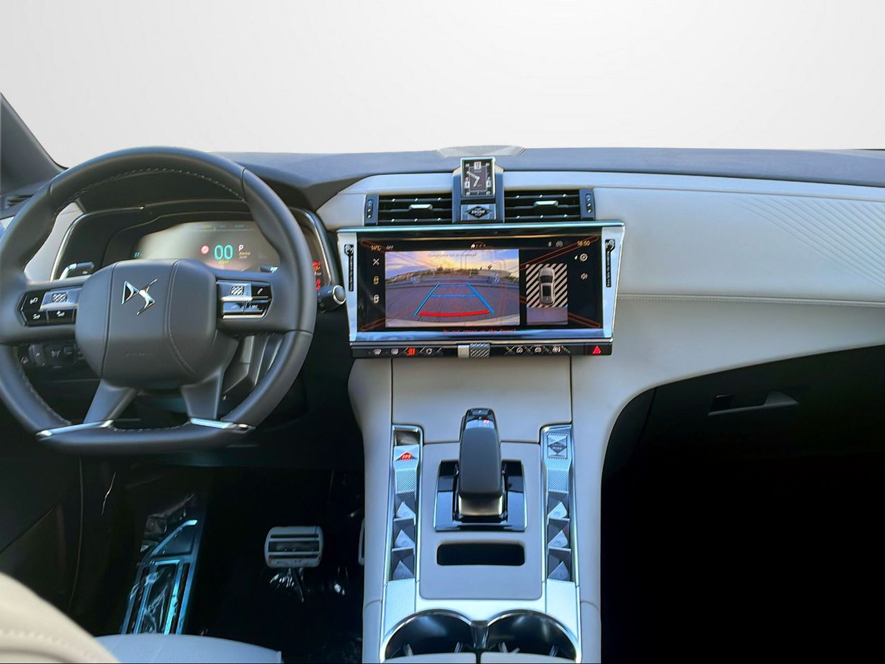 Foto DS Automobiles DS 7 18