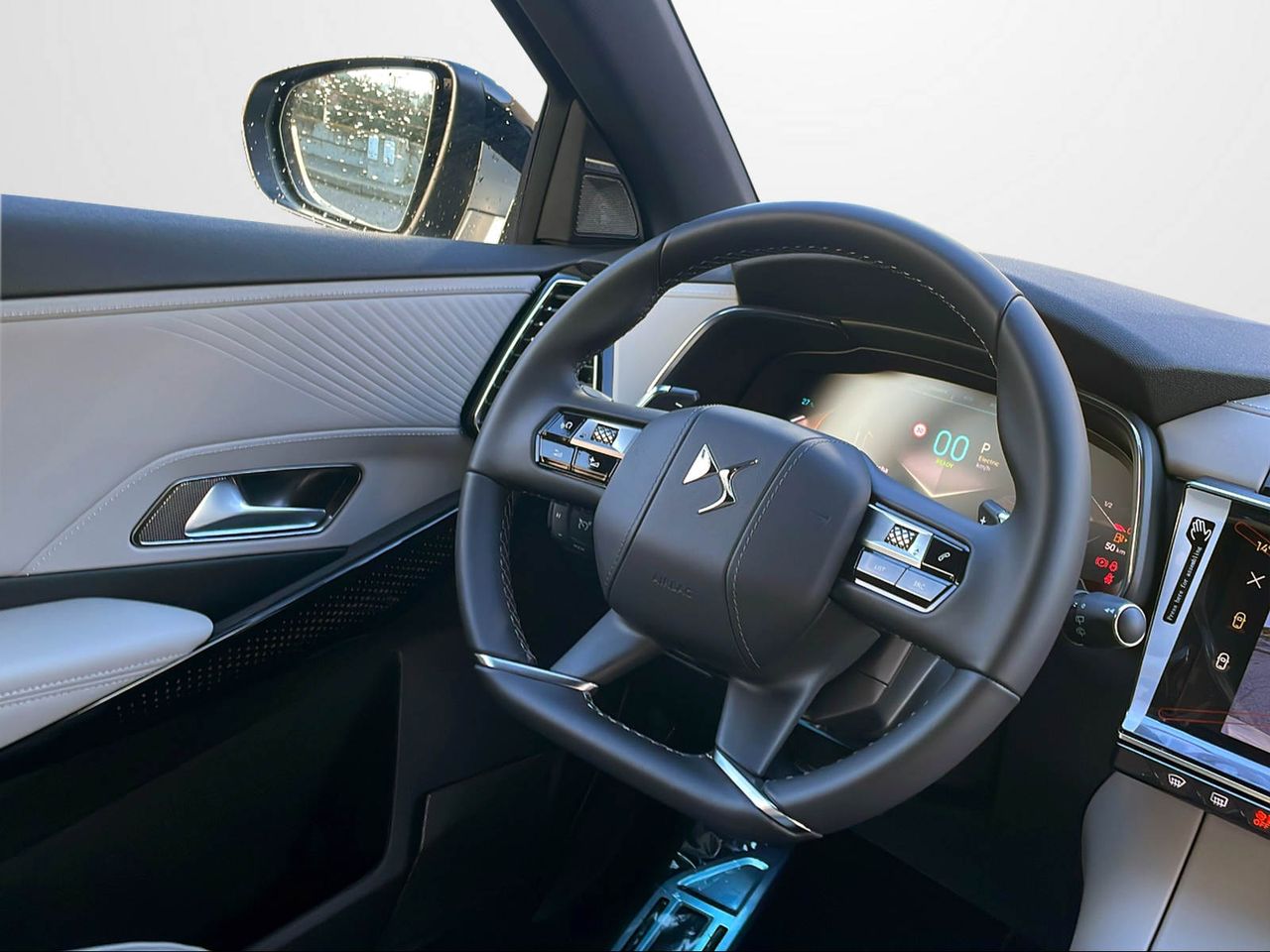Foto DS Automobiles DS 7 19
