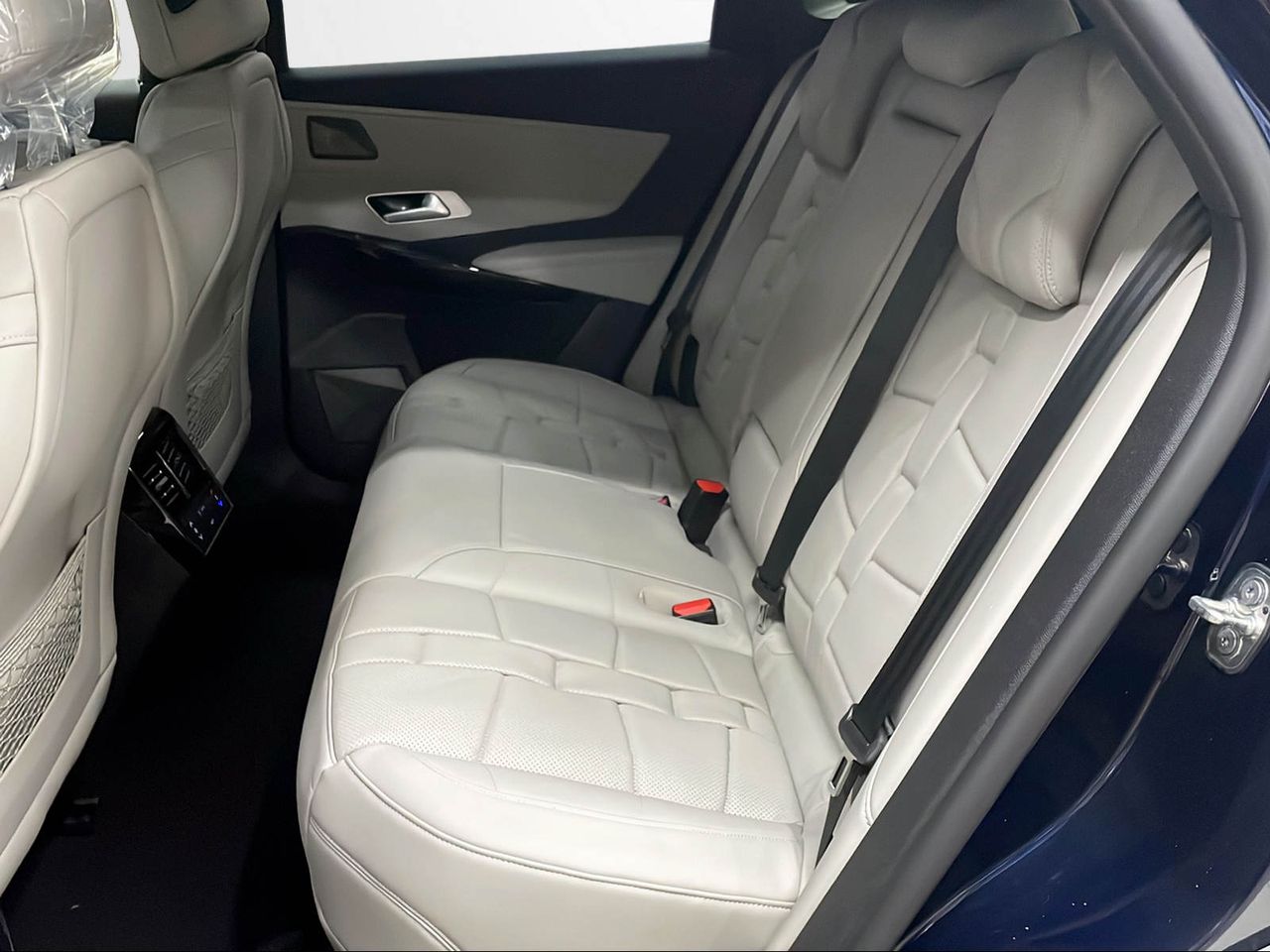 Foto DS Automobiles DS 7 14