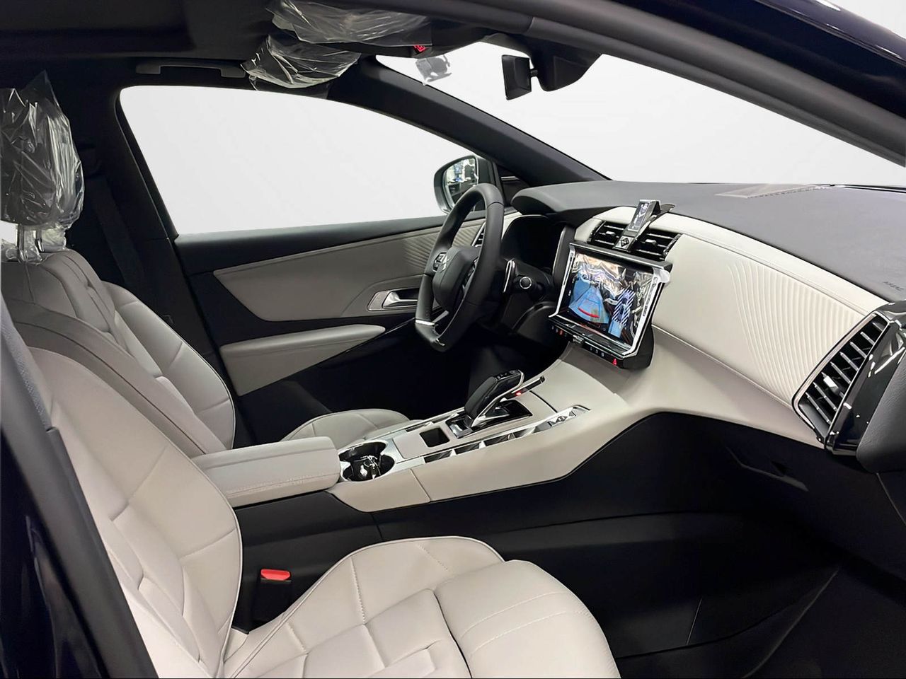 Foto DS Automobiles DS 7 17