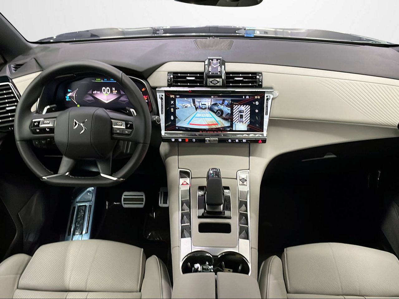 Foto DS Automobiles DS 7 18