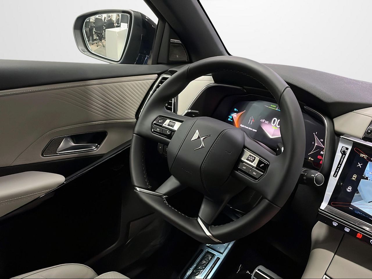 Foto DS Automobiles DS 7 19
