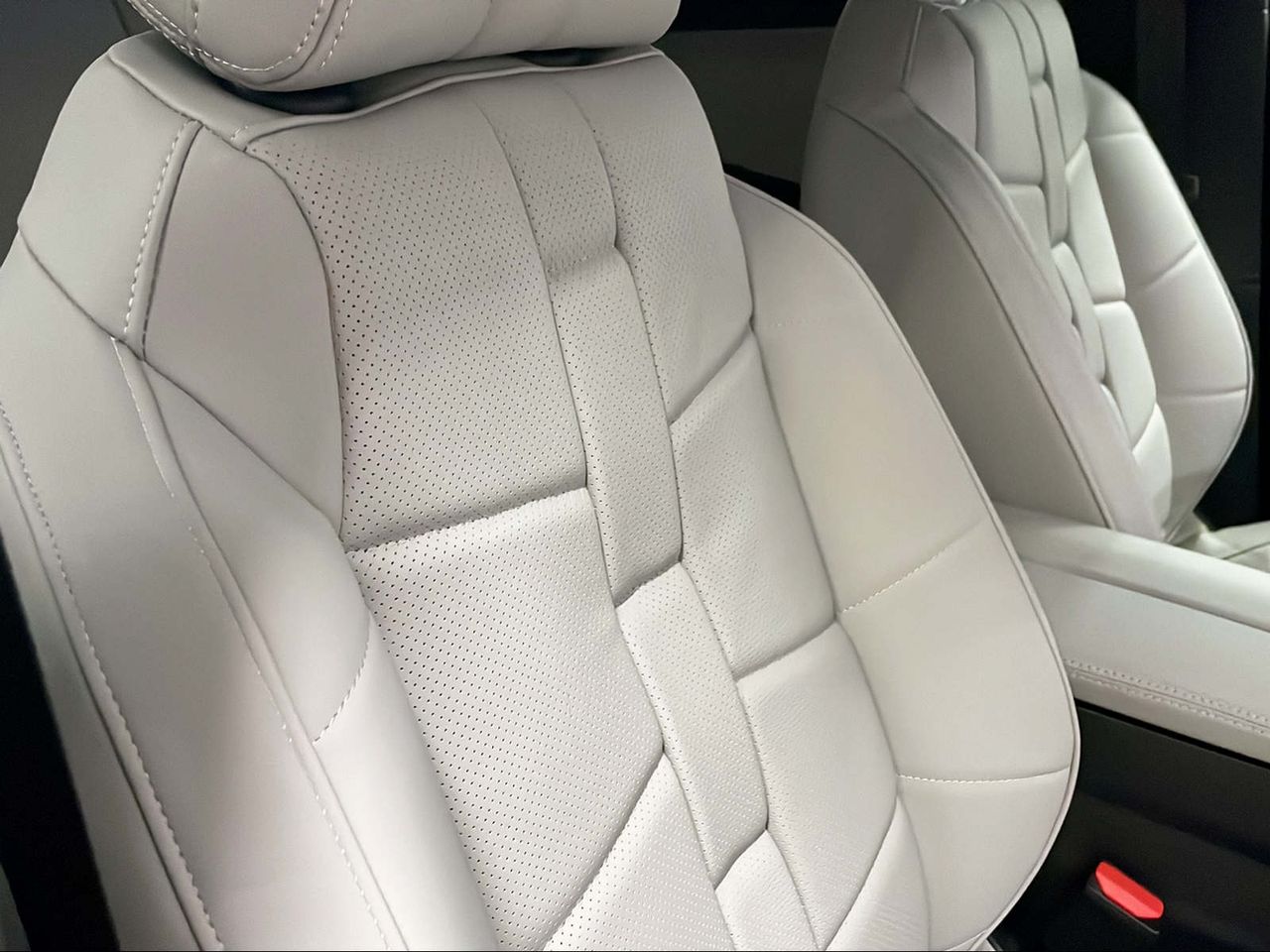 Foto DS Automobiles DS 7 24