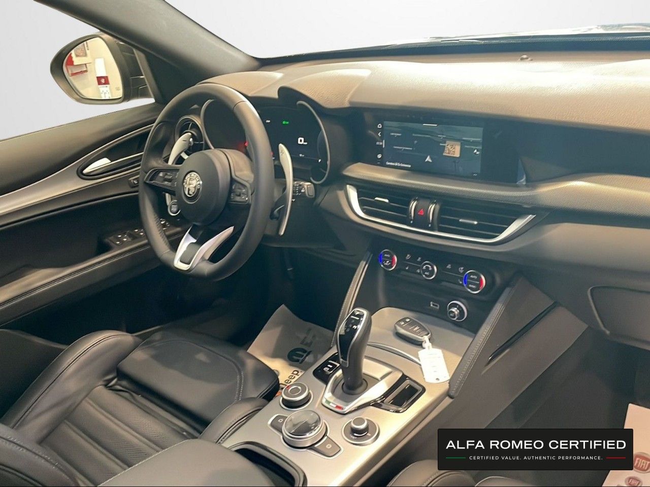Foto Alfa Romeo Stelvio 12