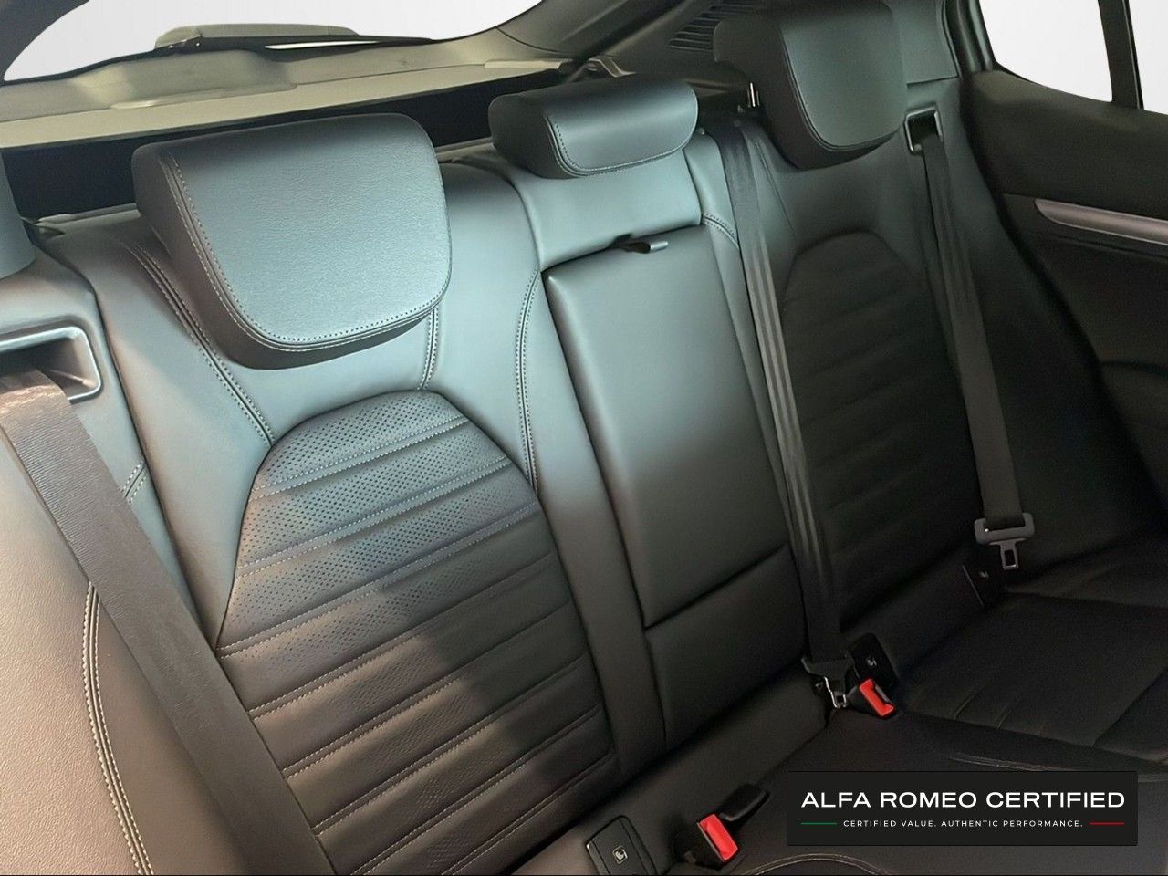 Foto Alfa Romeo Stelvio 15