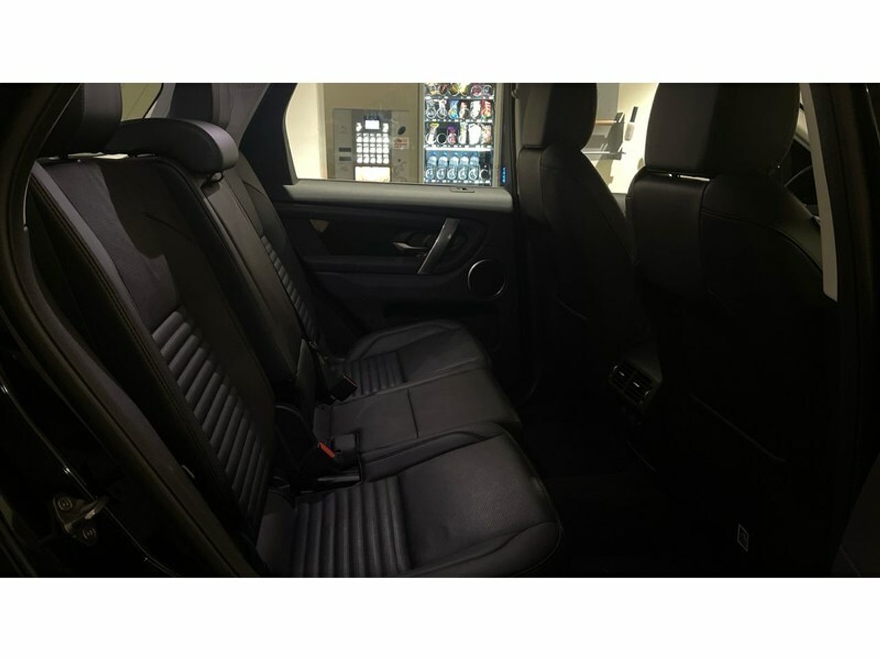 Foto Land-Rover Discovery Sport 5
