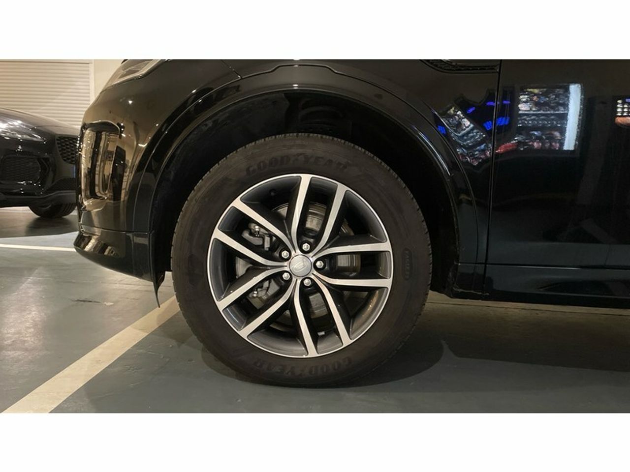 Foto Land-Rover Discovery Sport 9
