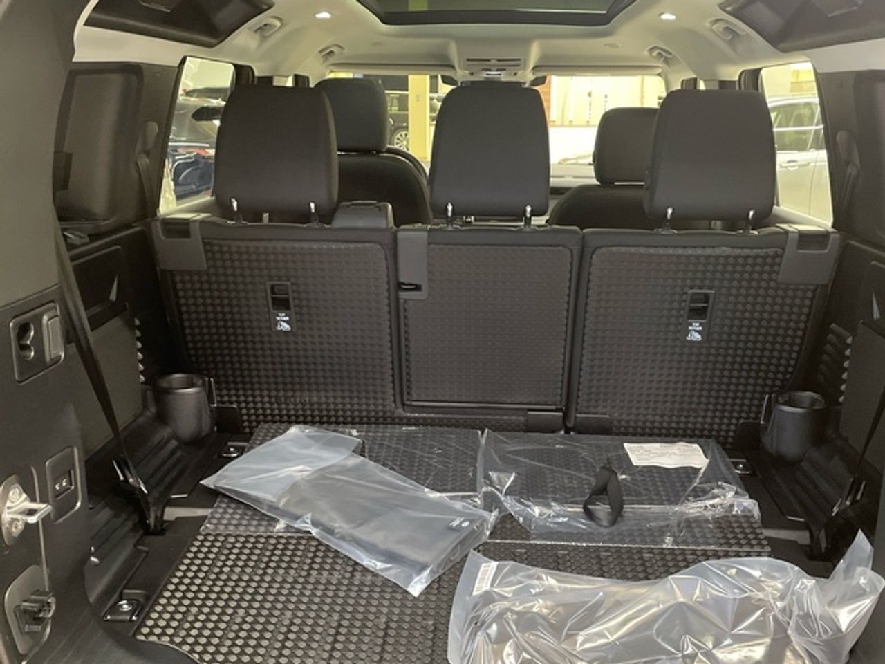 Foto Land-Rover Defender 10