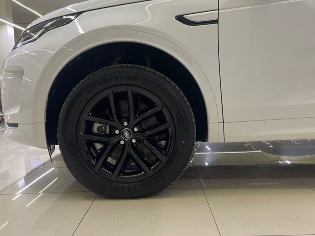 Foto Land-Rover Discovery Sport 9