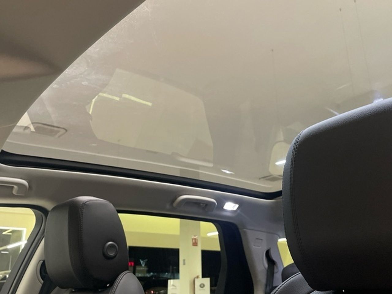 Foto Land-Rover Discovery Sport 18