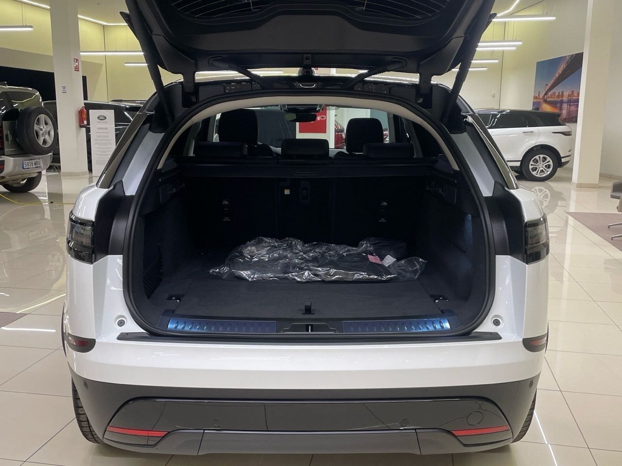 Foto Land-Rover Range Rover Velar 10