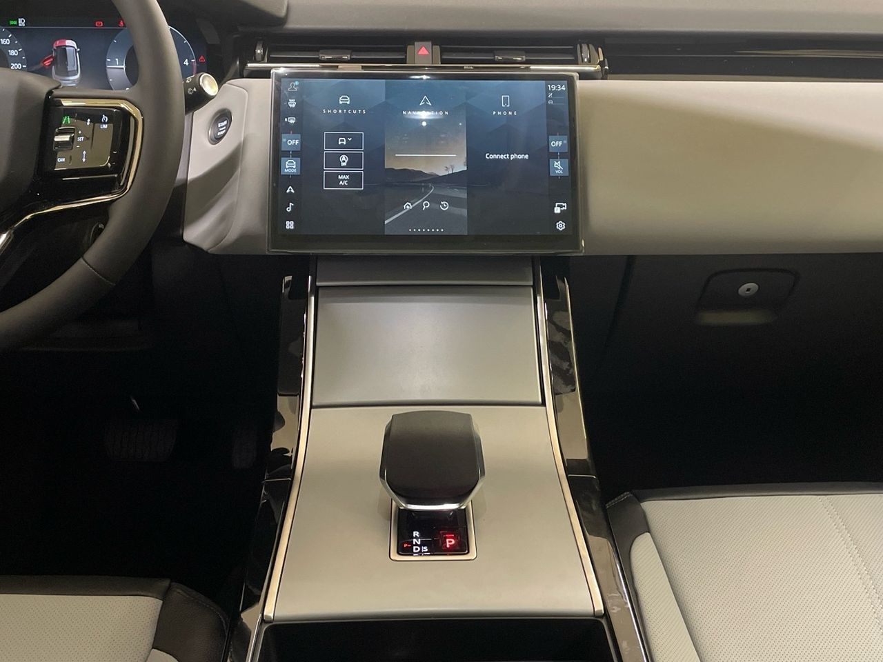 Foto Land-Rover Range Rover Velar 15