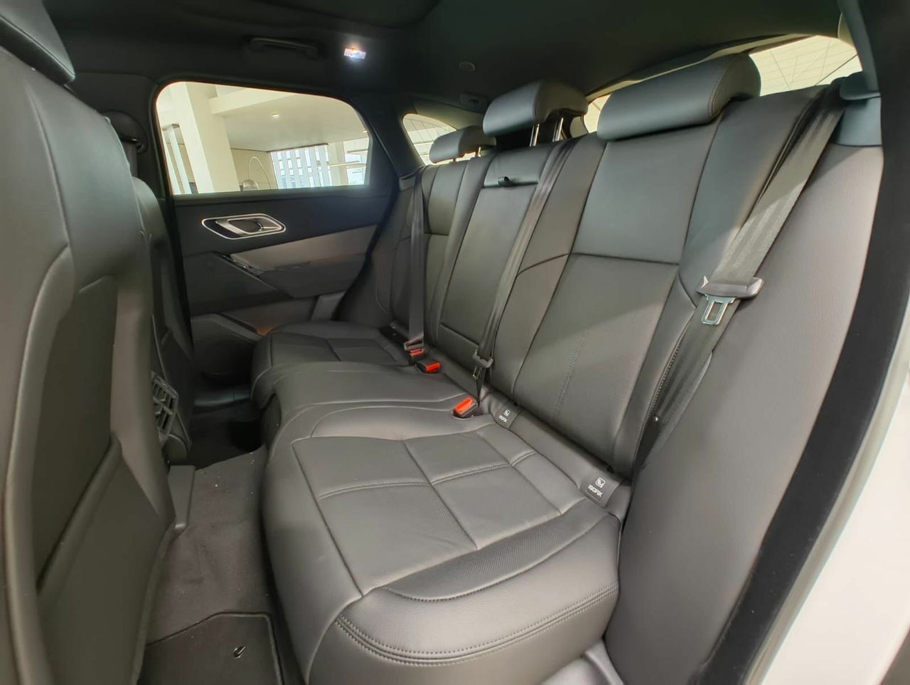 Foto Land-Rover Range Rover Velar 10