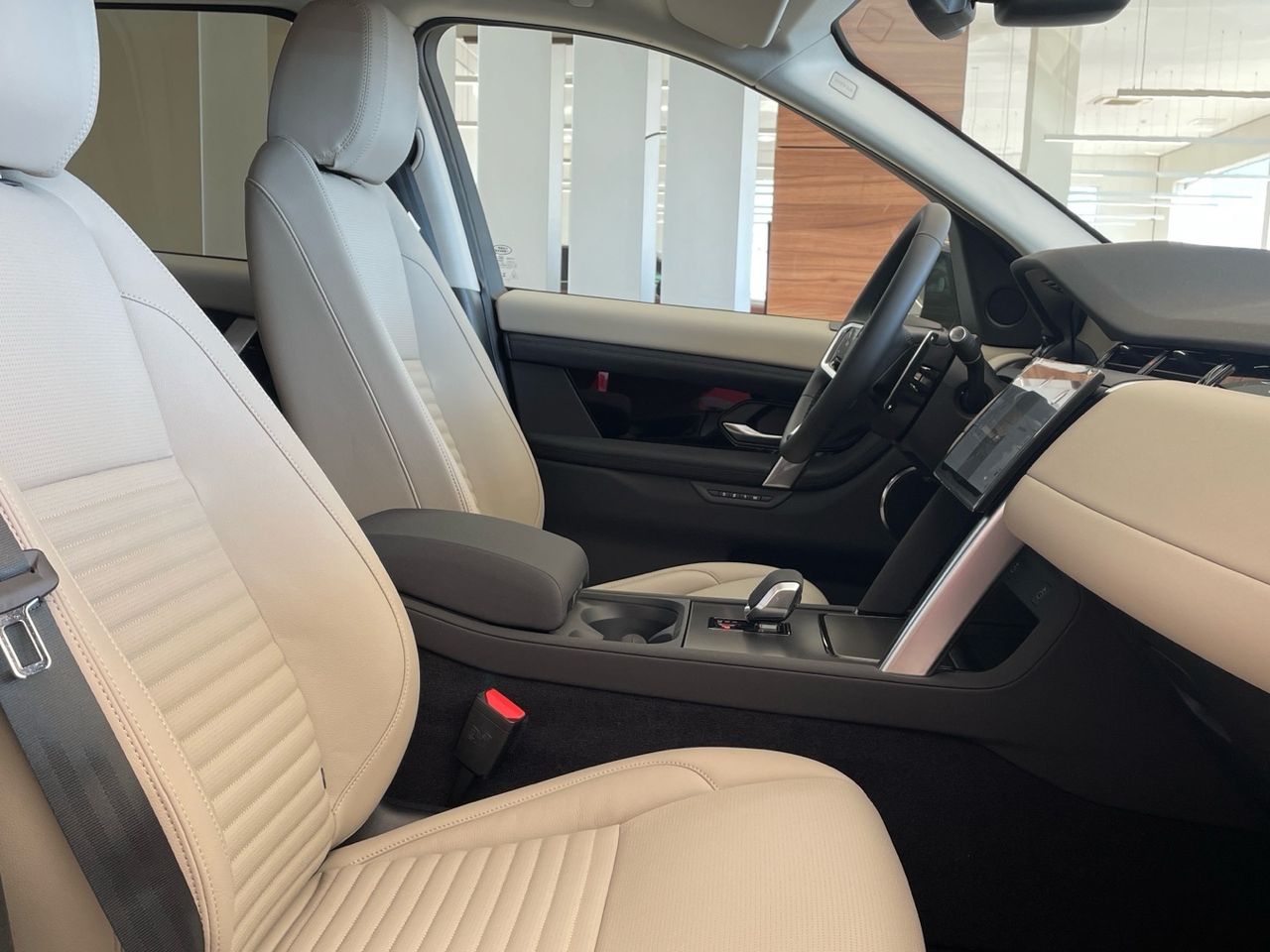 Foto Land-Rover Discovery Sport 6