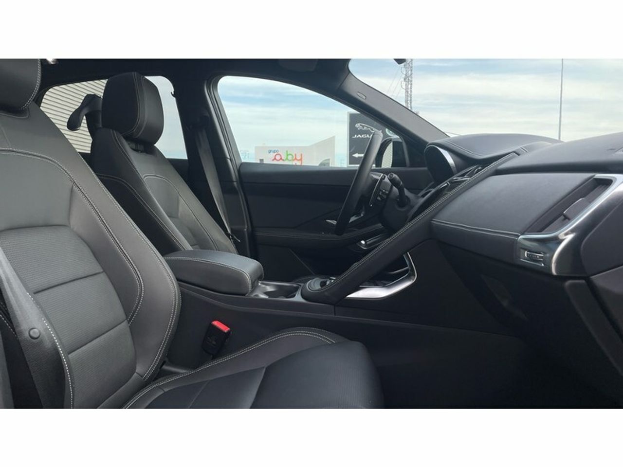 Foto Jaguar E-Pace 6