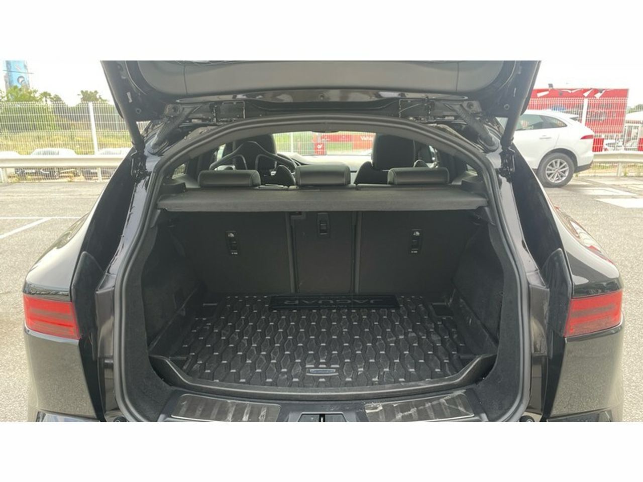 Foto Jaguar E-Pace 10