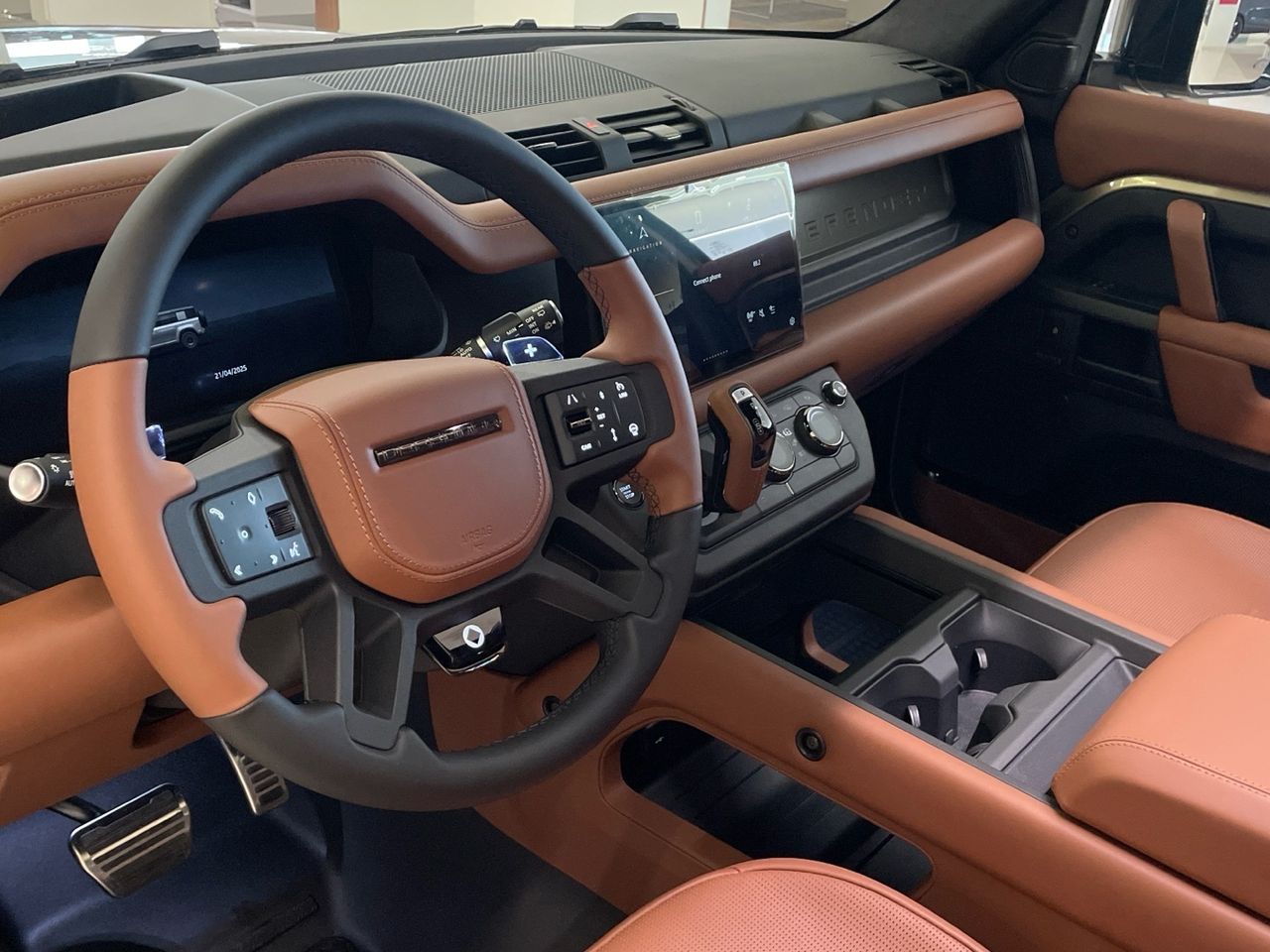 Foto Land-Rover Defender 12