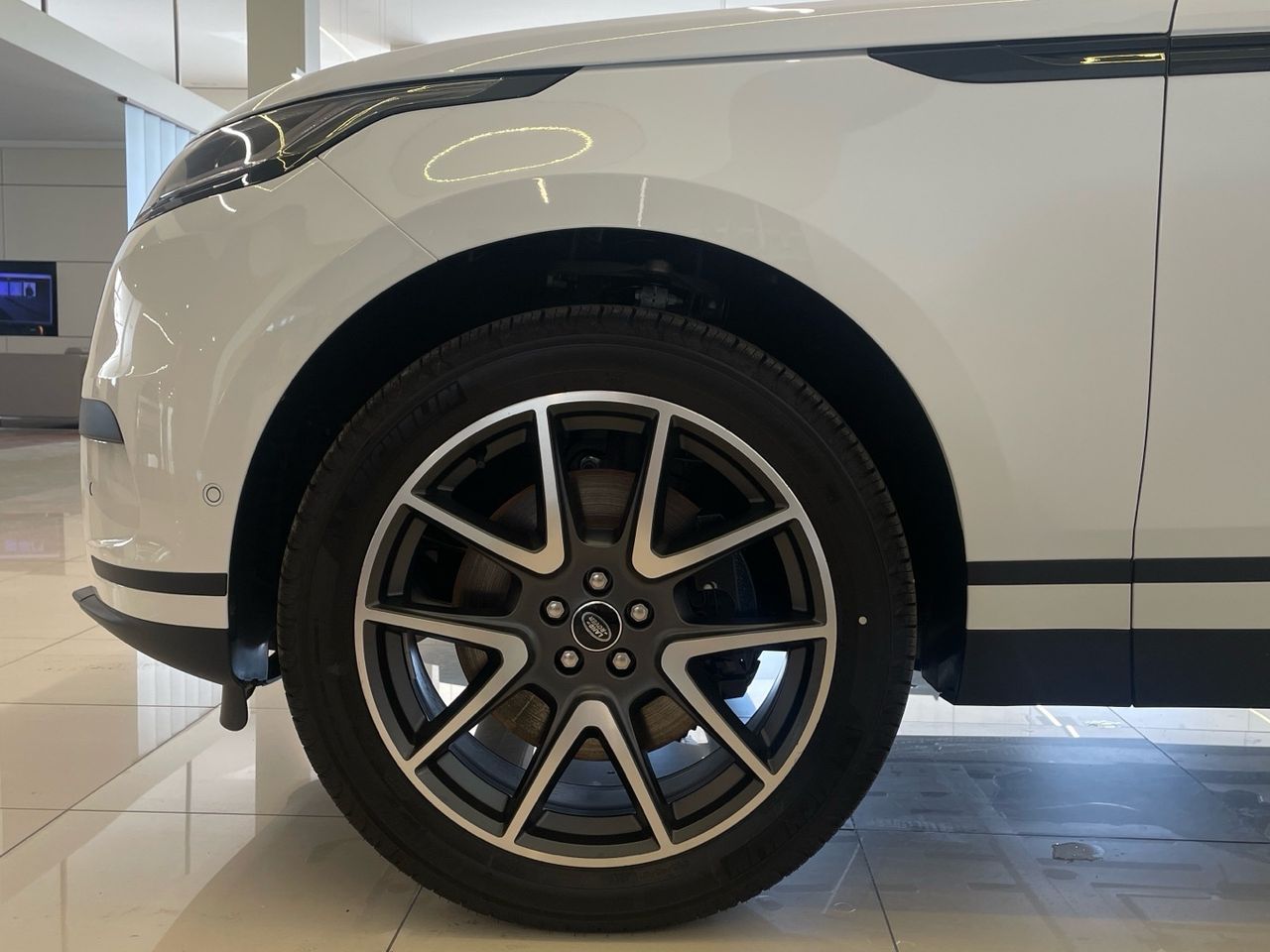 Foto Land-Rover Range Rover Velar 9