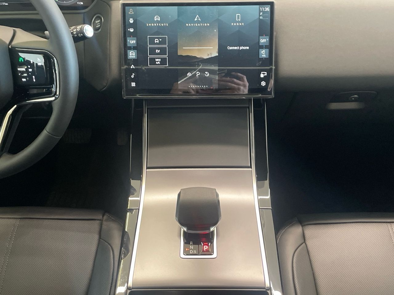 Foto Land-Rover Range Rover Velar 15
