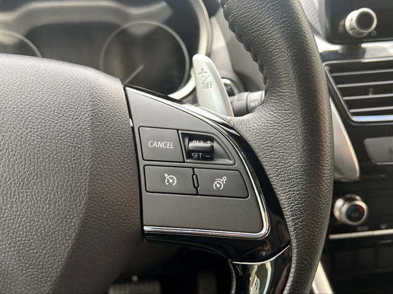 Foto Mitsubishi Eclipse Cross 15