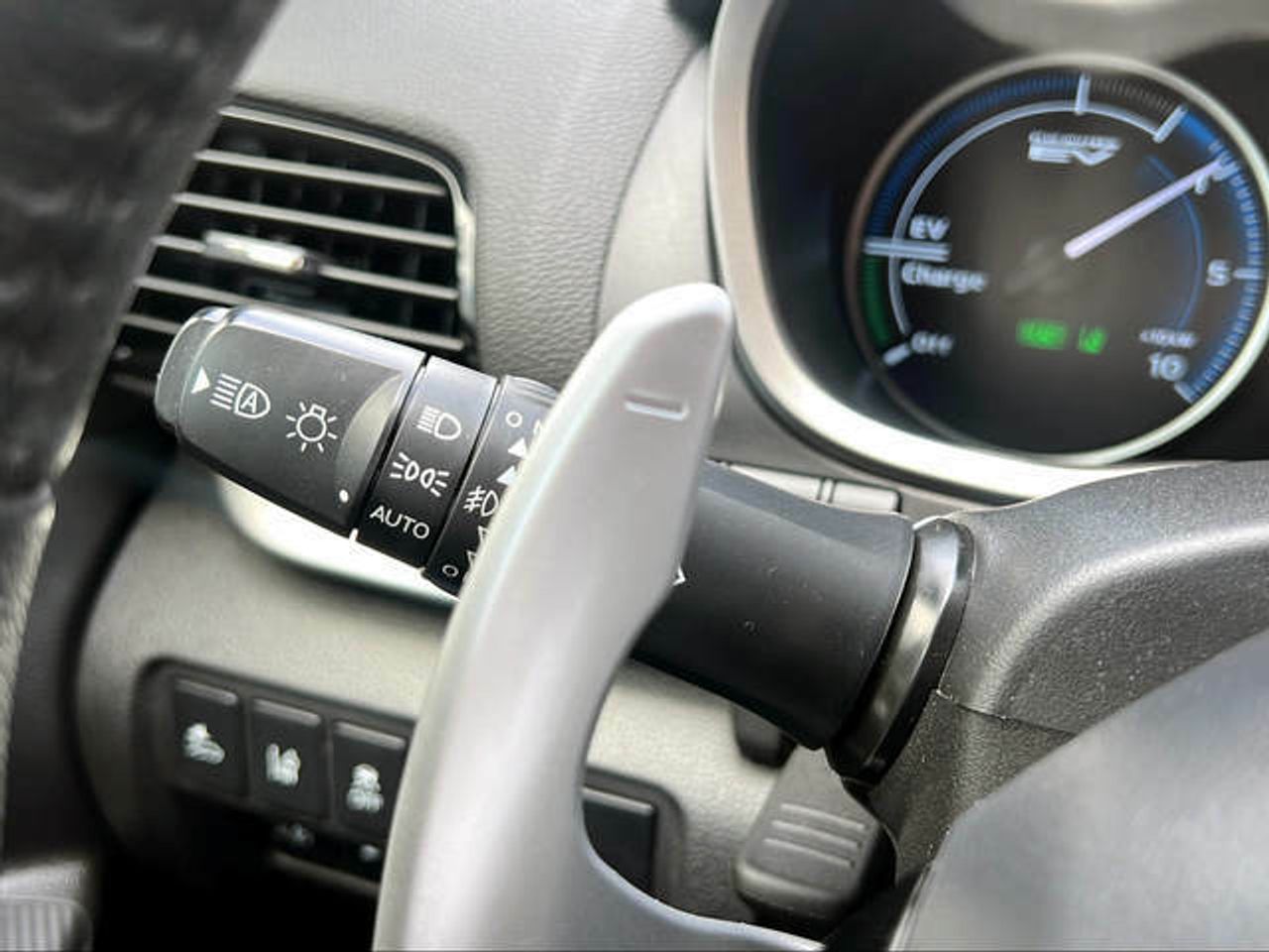 Foto Mitsubishi Eclipse Cross 25
