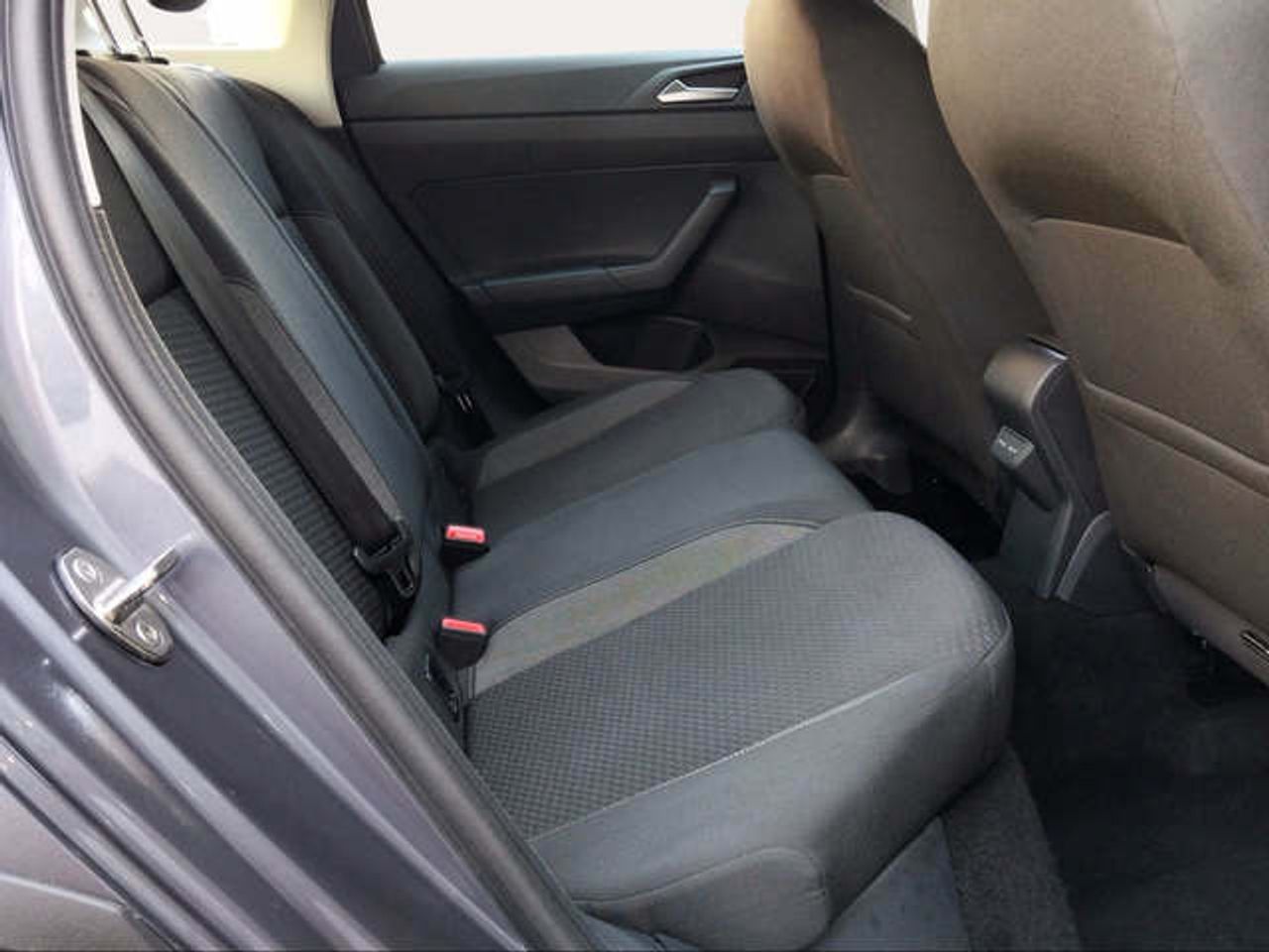 Foto Volkswagen Taigo 13