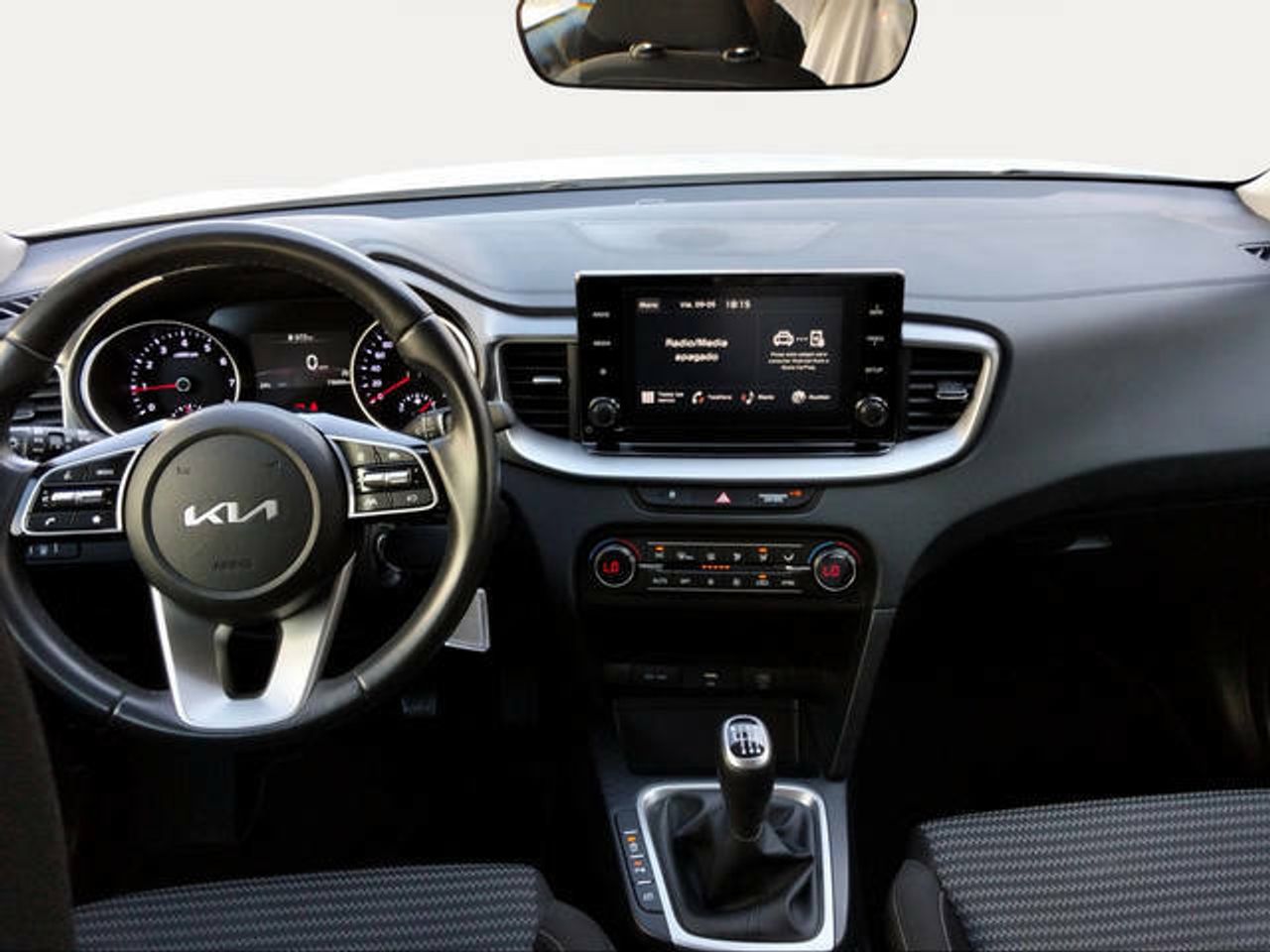 Foto Kia XCeed 8
