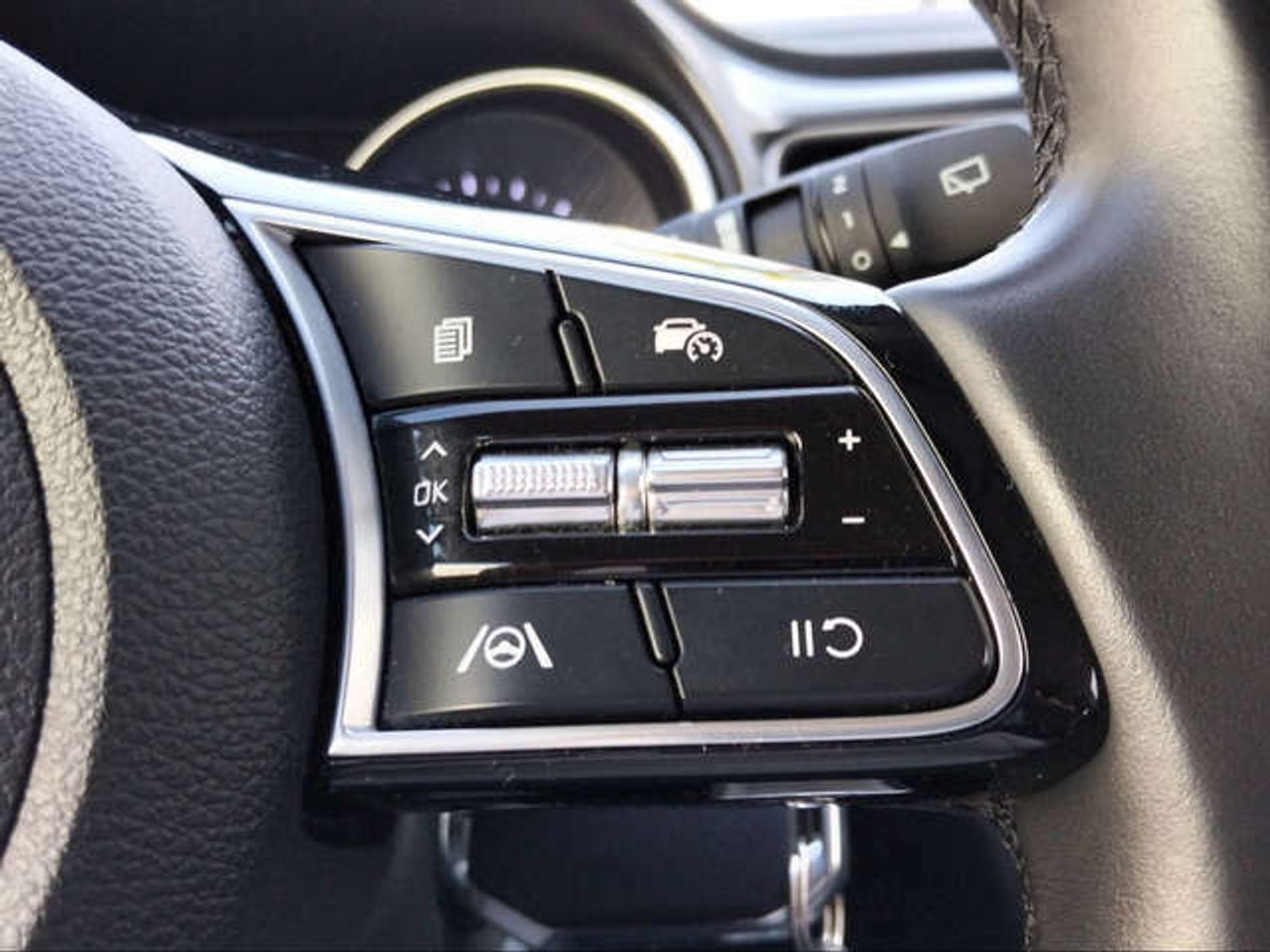Foto Kia XCeed 17