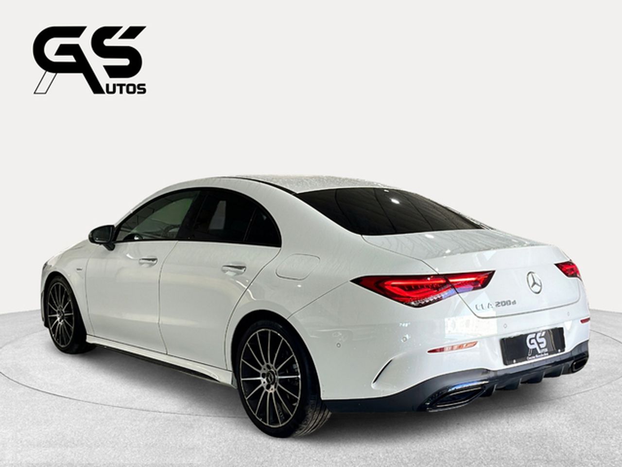Foto Mercedes-Benz Clase CLA 2