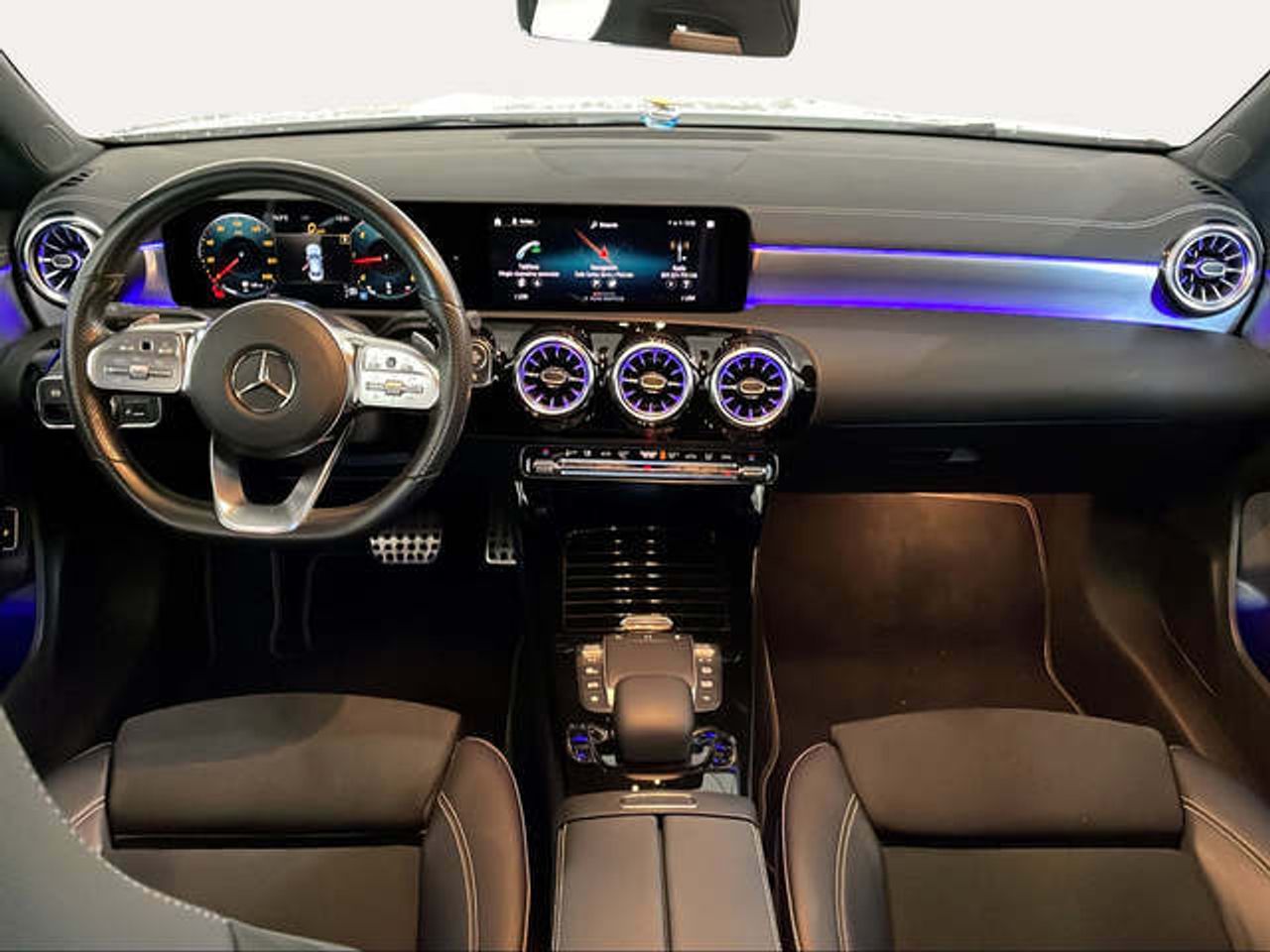 Foto Mercedes-Benz Clase CLA 10