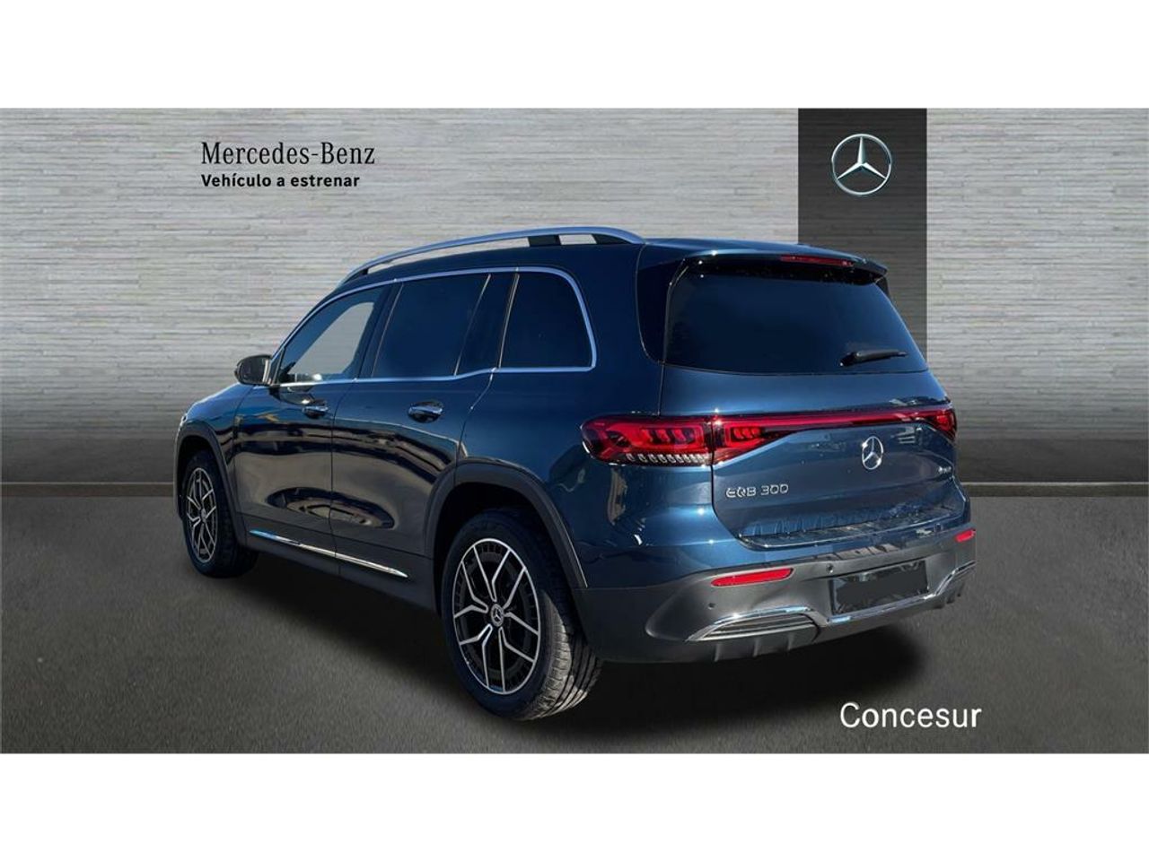 Foto Mercedes-Benz EQB 4