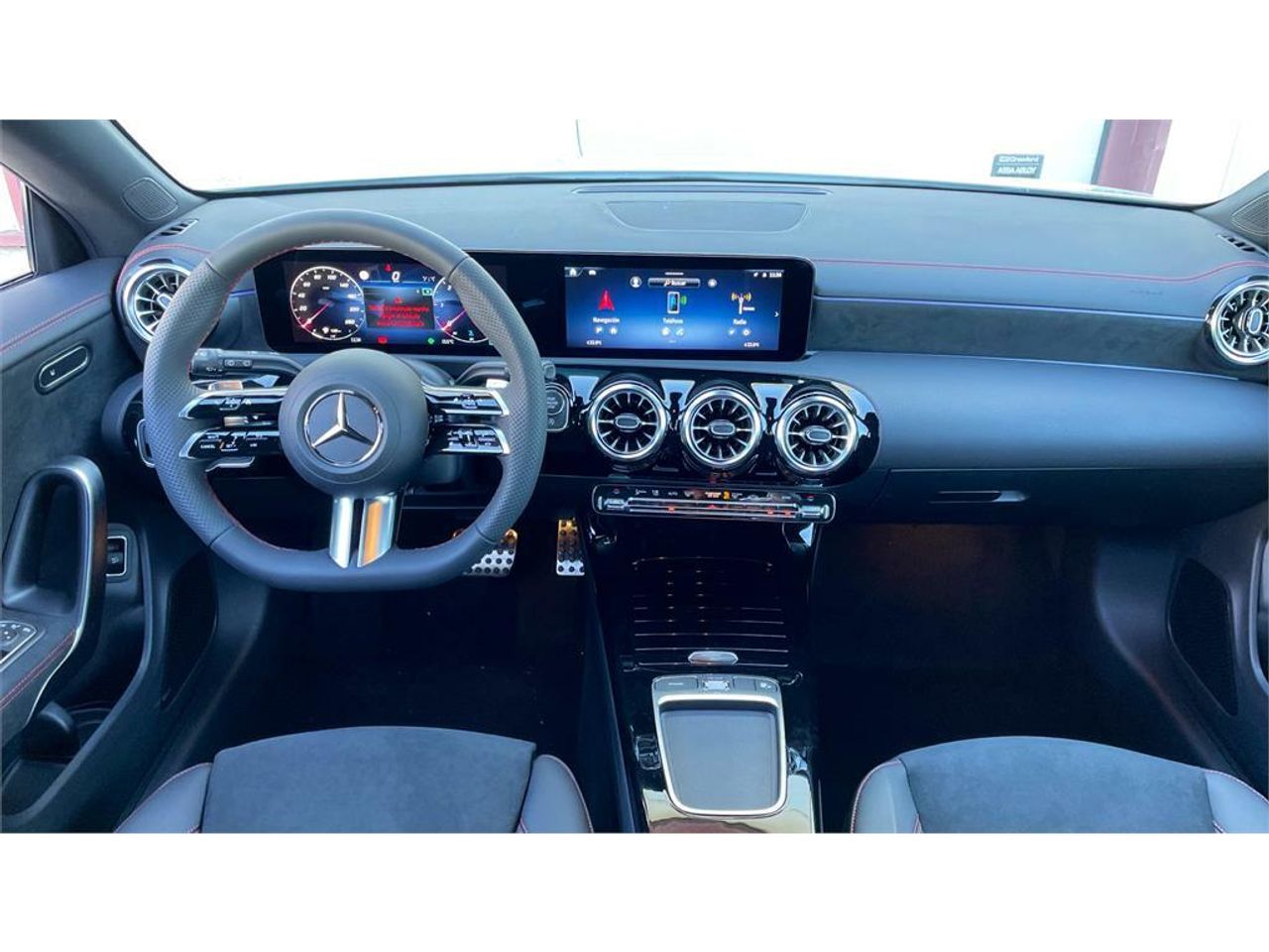 Foto Mercedes-Benz Clase CLA 16