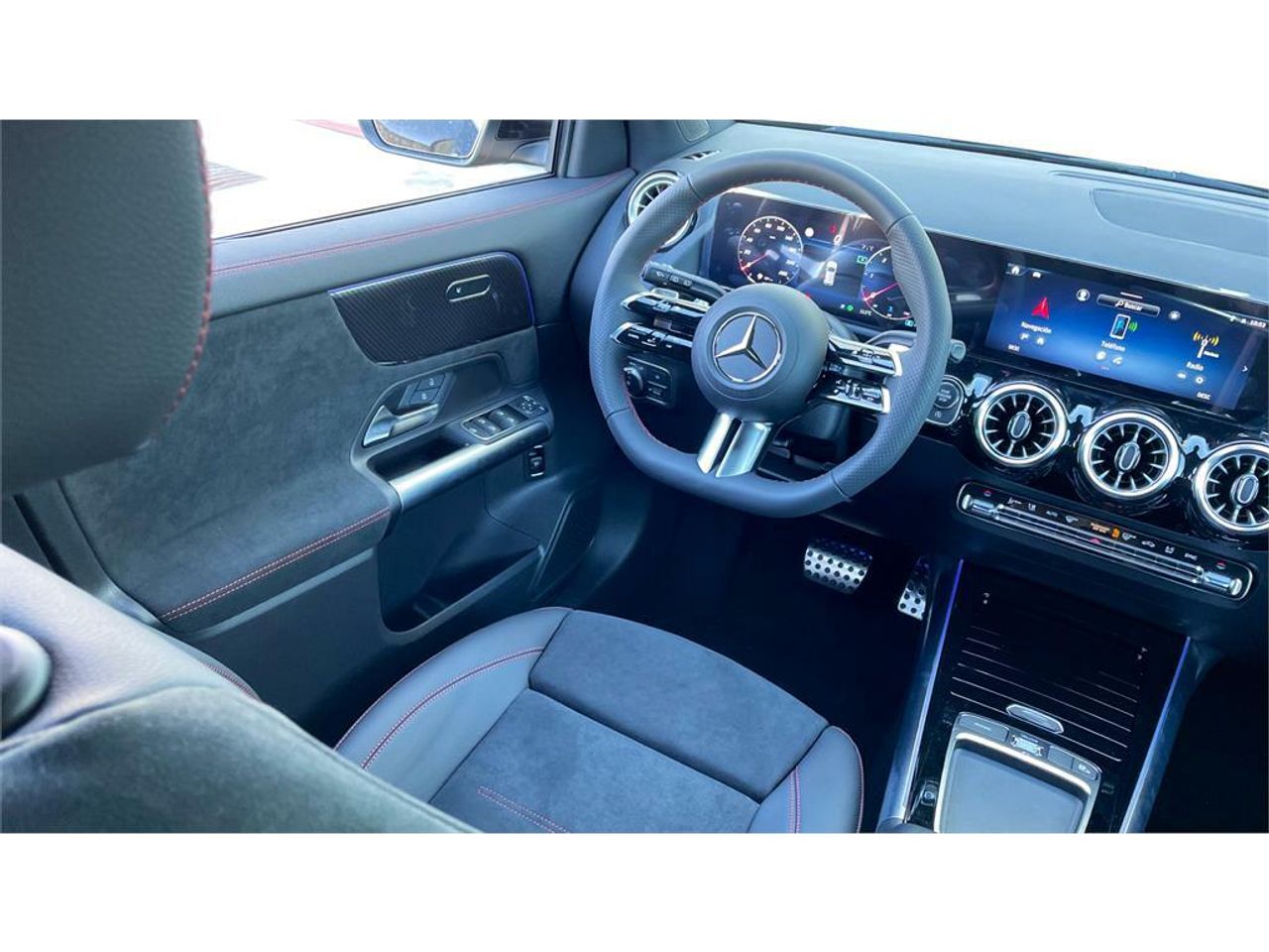 Foto Mercedes-Benz Clase GLA 11