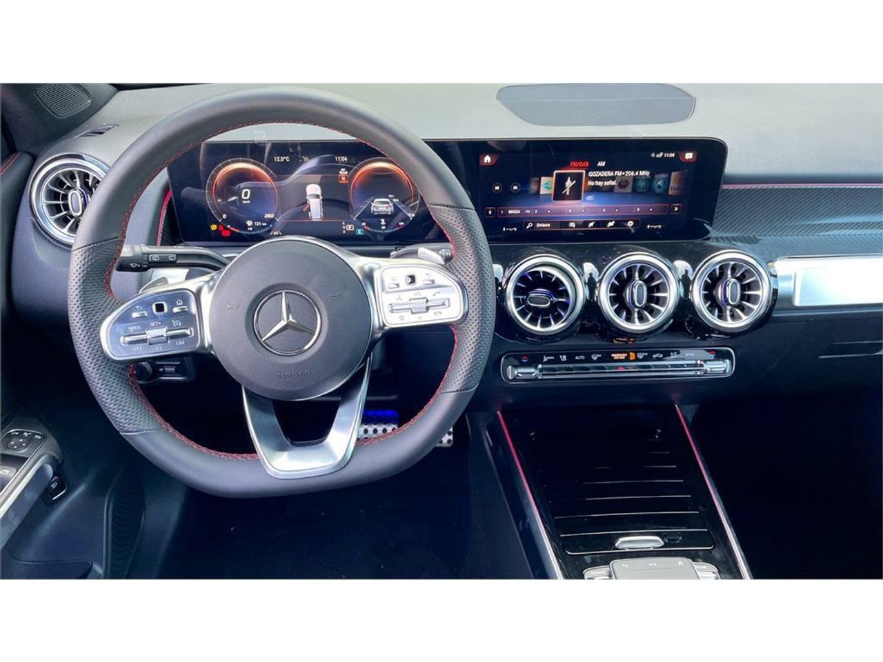 Foto Mercedes-Benz Clase GLB 8