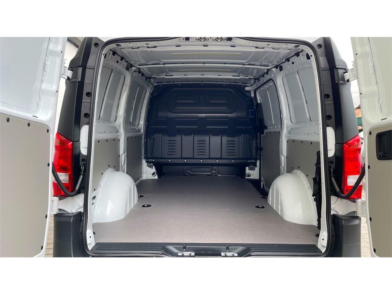 Foto Mercedes-Benz Vito 18