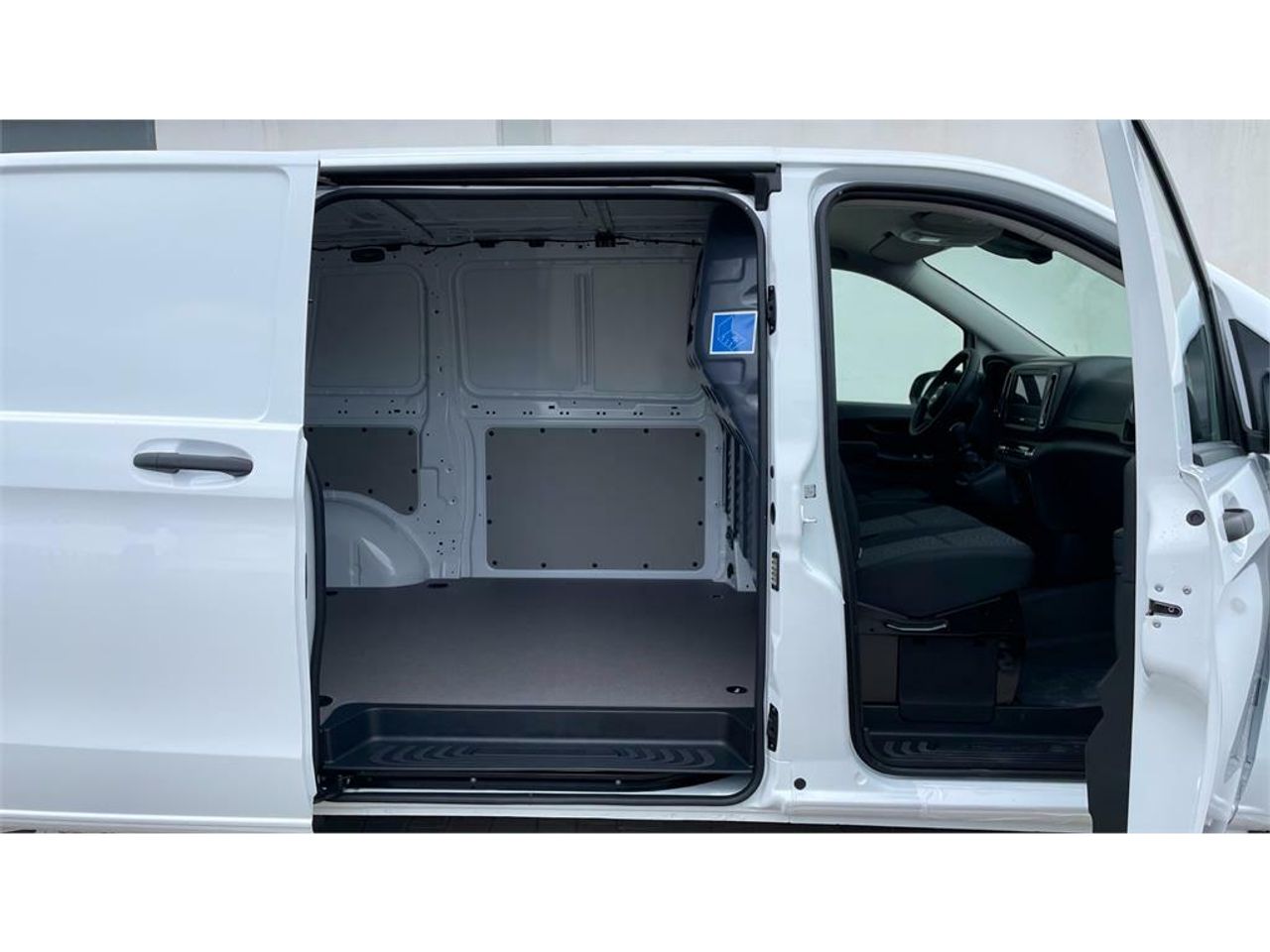 Foto Mercedes-Benz Vito 21