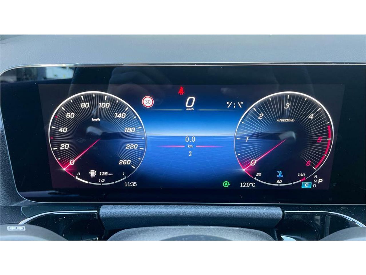 Foto Mercedes-Benz Clase GLA 11