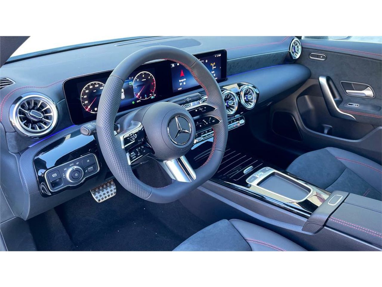 Foto Mercedes-Benz Clase CLA 6