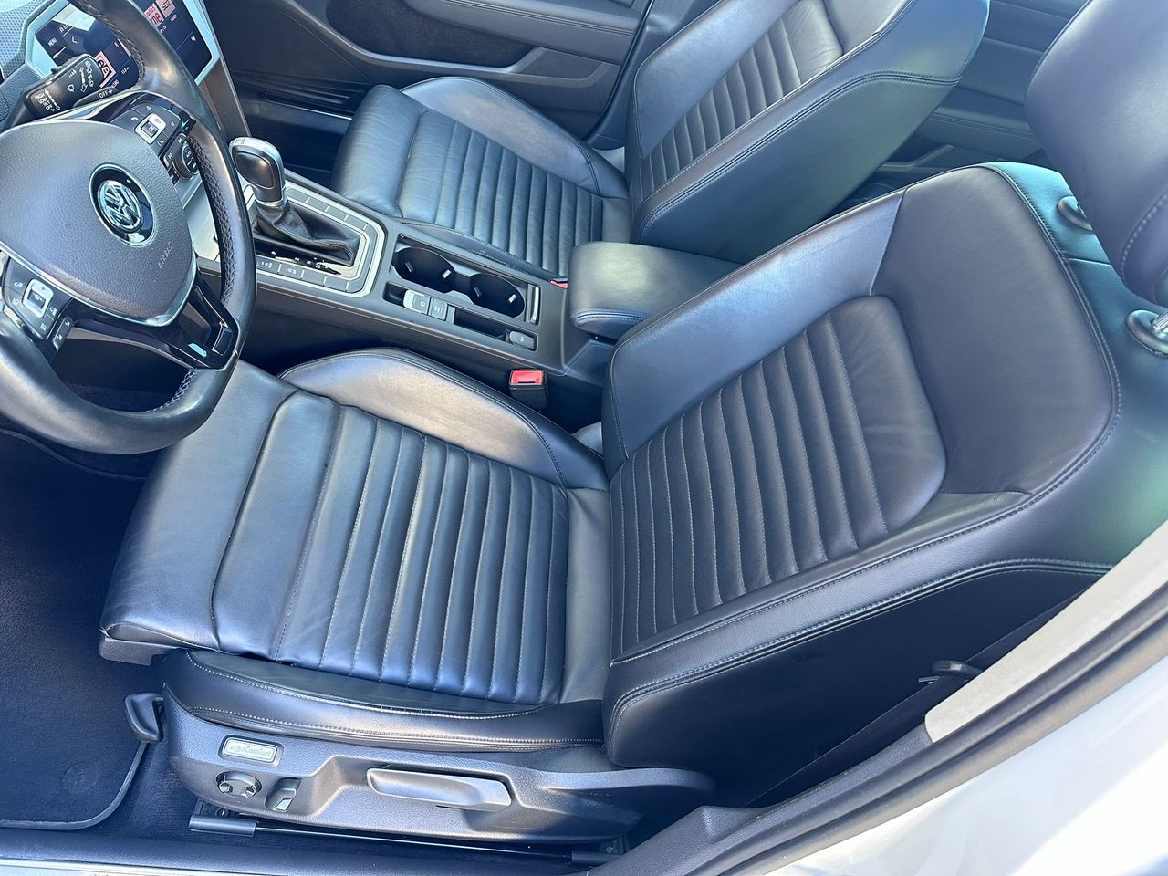 Foto Volkswagen Passat 37