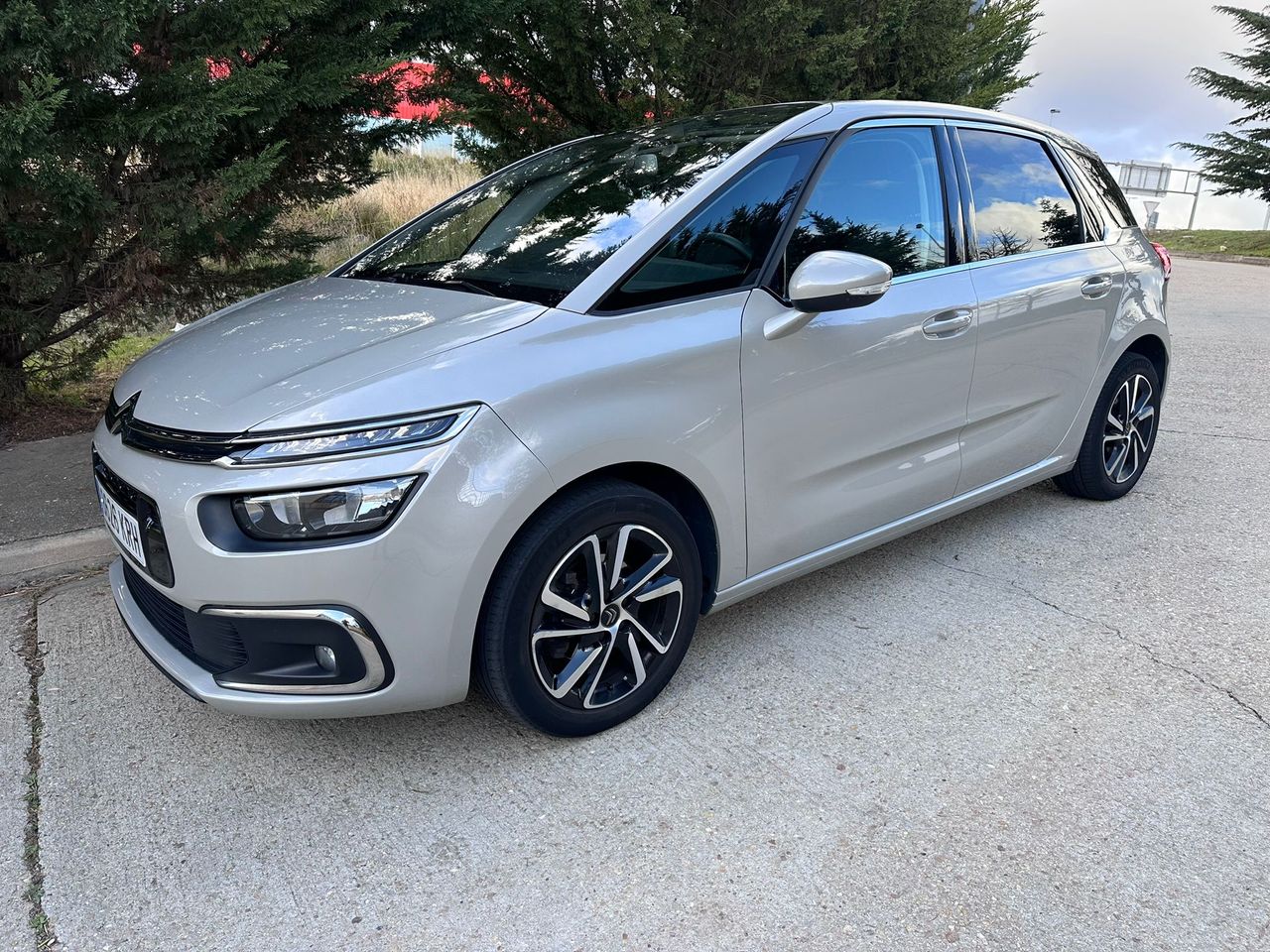 Foto Citroën C4 Spacetourer 1