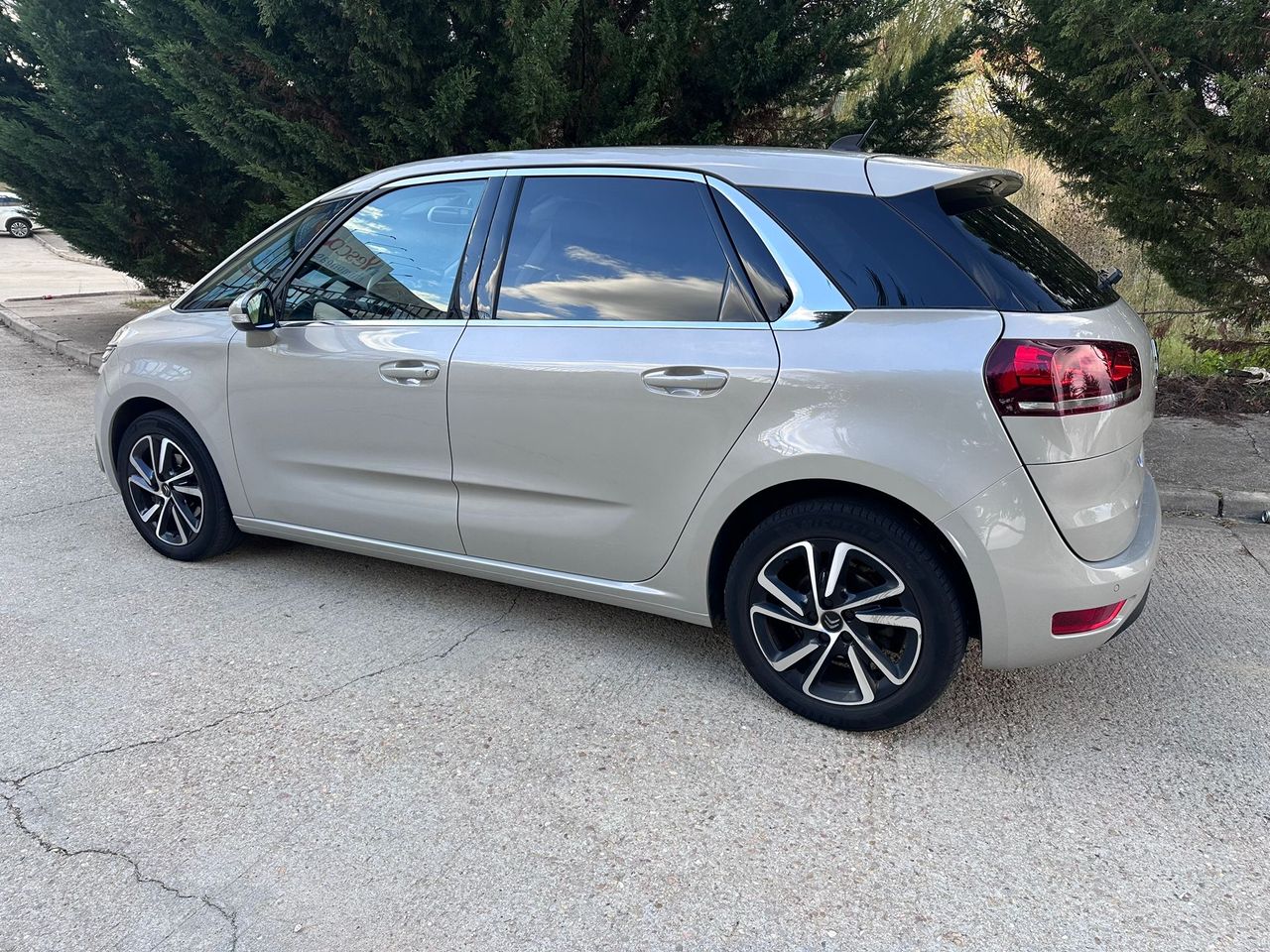 Foto Citroën C4 Spacetourer 15