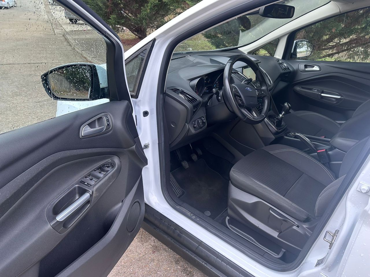 Foto Ford C-Max 23