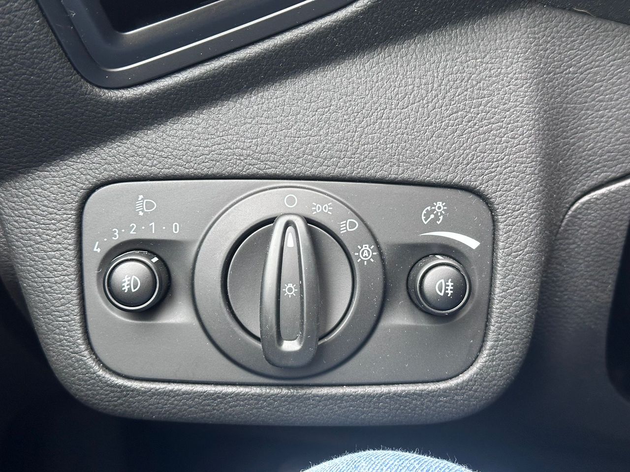 Foto Ford C-Max 34