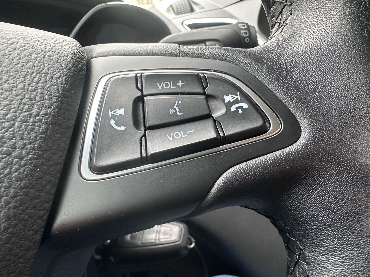 Foto Ford C-Max 37